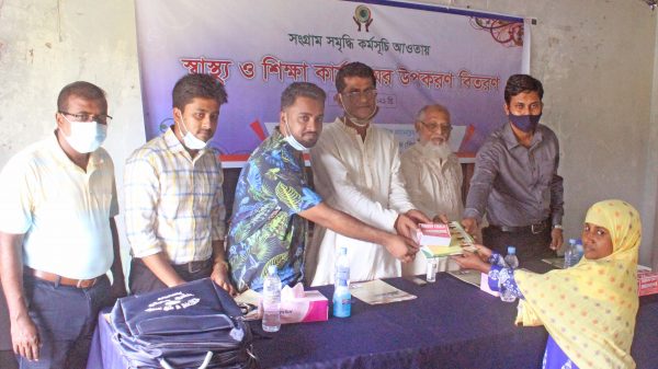 পাথরঘাটায় আন্তর্জাতিক প্রবীণ দিবস উদযাপন ও সহায়তা প্রদান